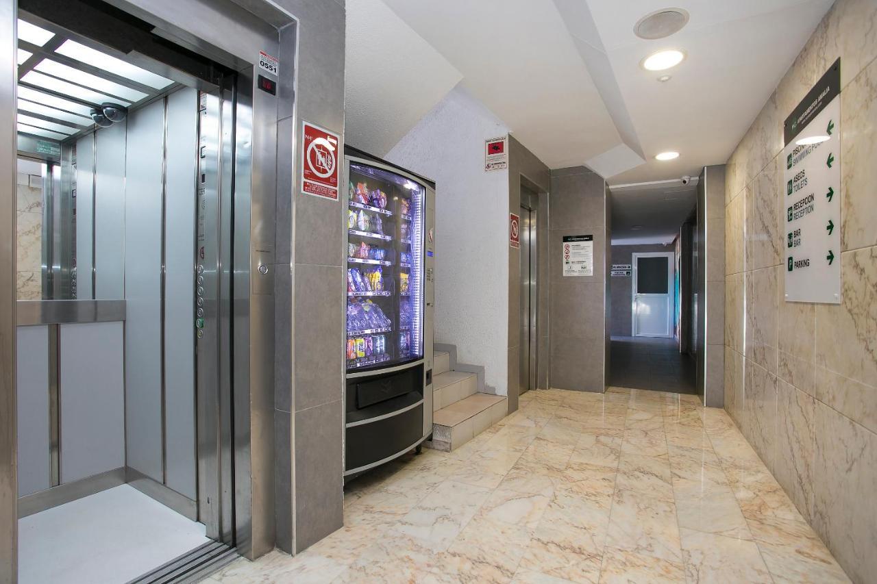 Apartamentos Amalia By Mc Benidorm Eksteriør billede
